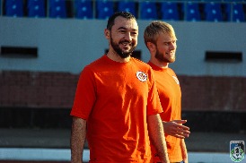 "Армавир" на предматчевой тренировке на стадионе "Шинник"